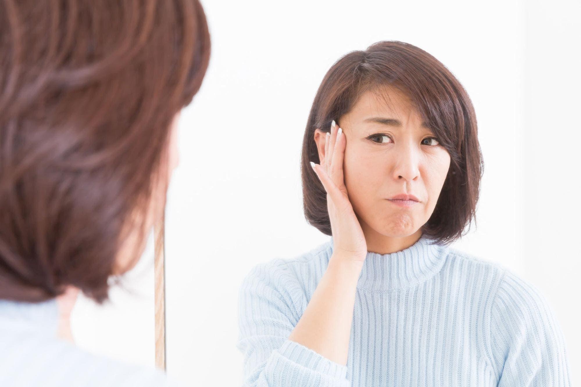 老け顔が気になる女性