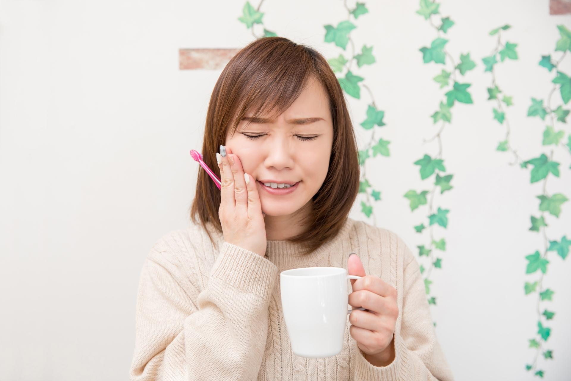 ホワイトニングの痛みは必ず起こるもの?もし痛くなったらどうすればいい?